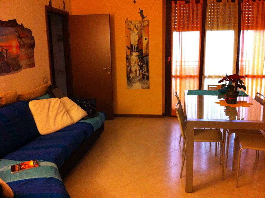 La Sala è molto luminosa nel pomeriggio