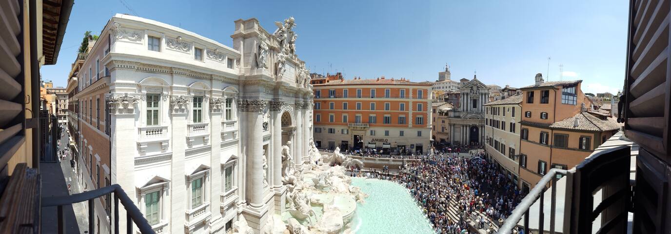 Trevi Panorama Luxury with Amazing view! gallery image 3