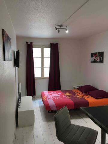 Studio Cosy Toulon Centre ville 10 min de la Gare