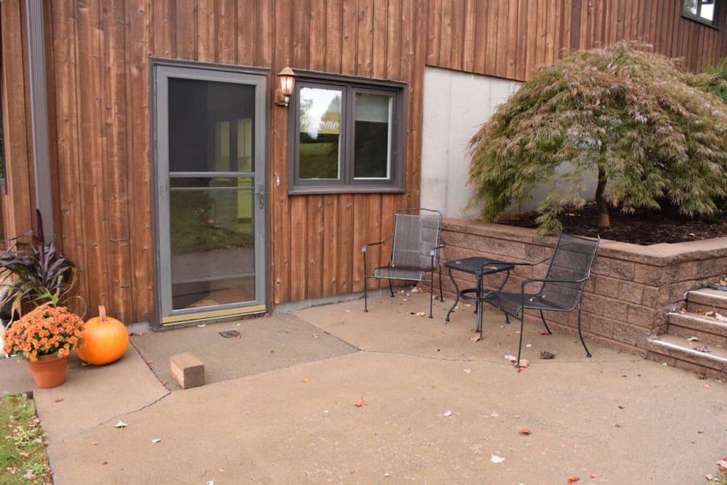 Private outdoor sitting area.