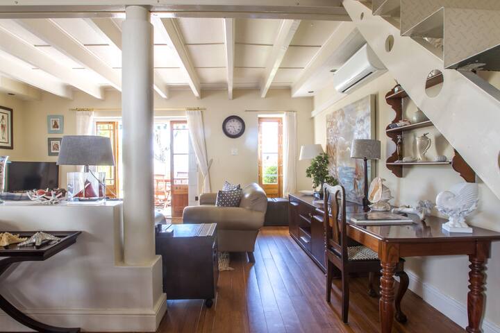 8 Bayview Terrace gallery image 4