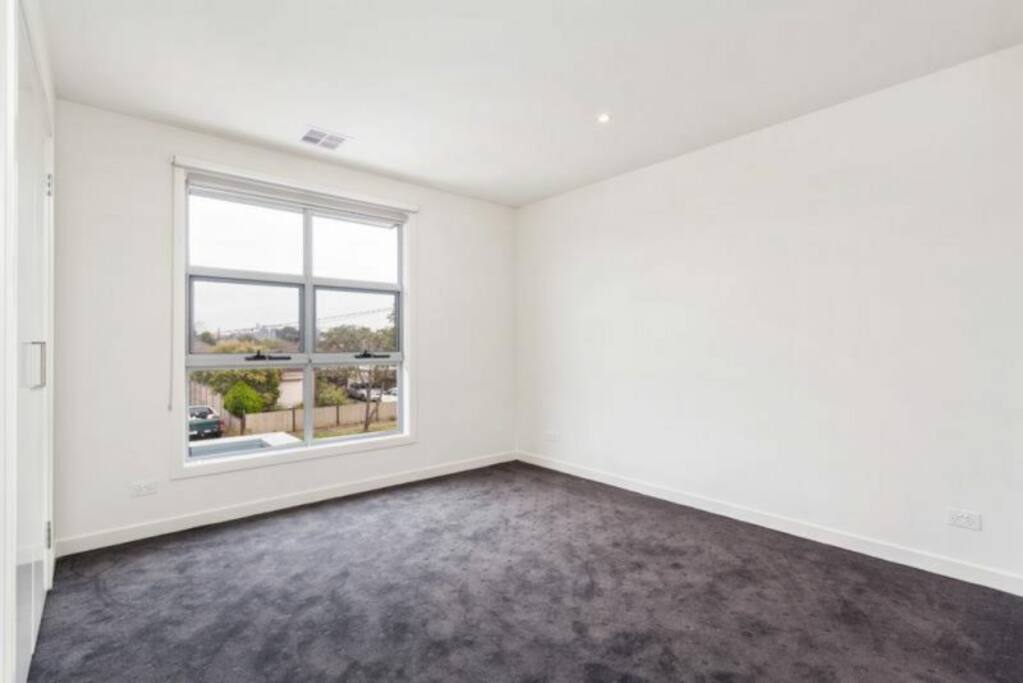 Bedroom with ensuite