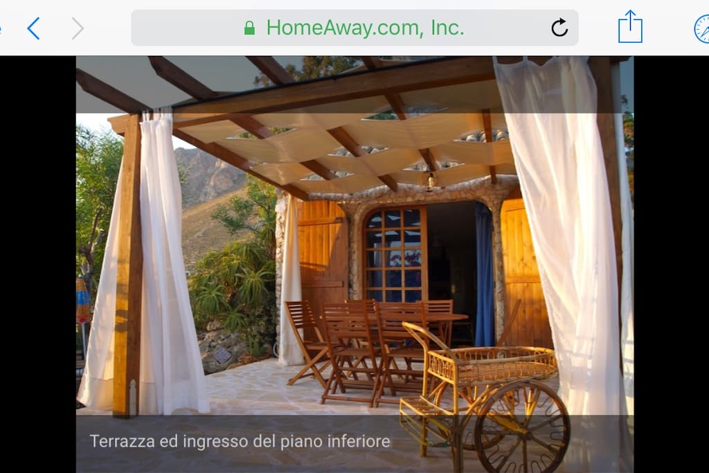 Il patio della casa in pietra Vista Mare