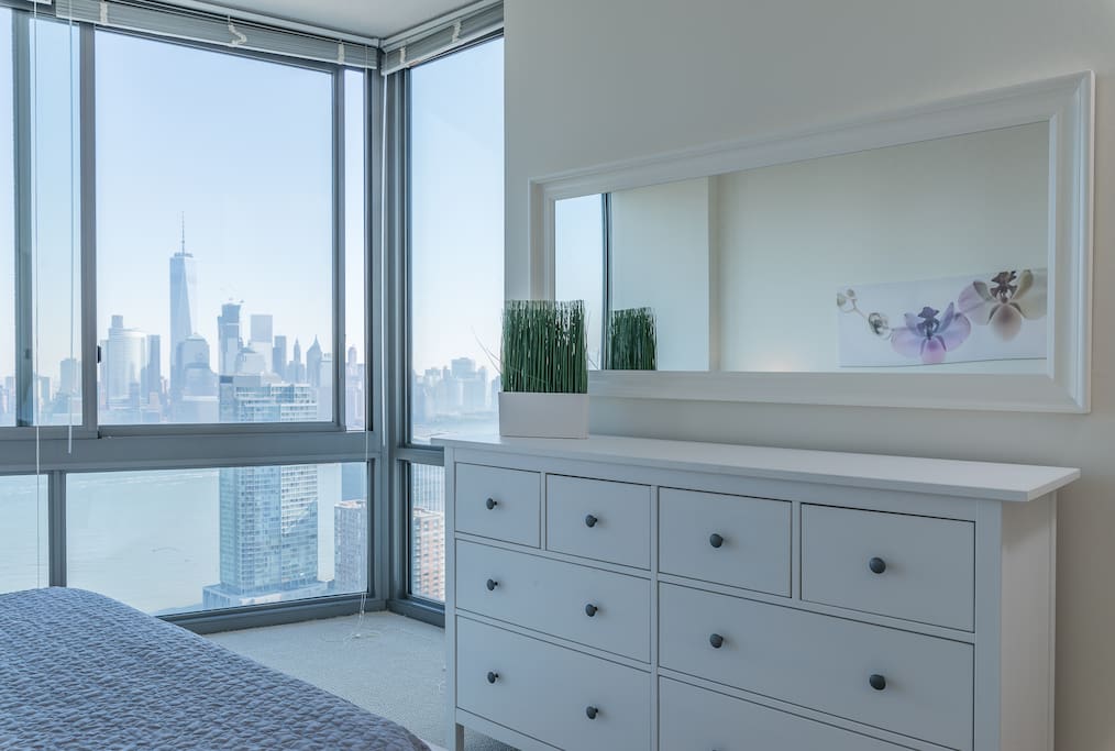 freedom tower view from bedroom