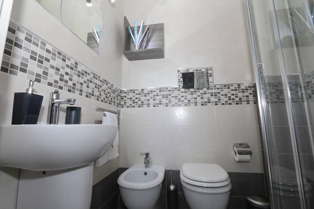 Bagno camera matrimoniale o doppia