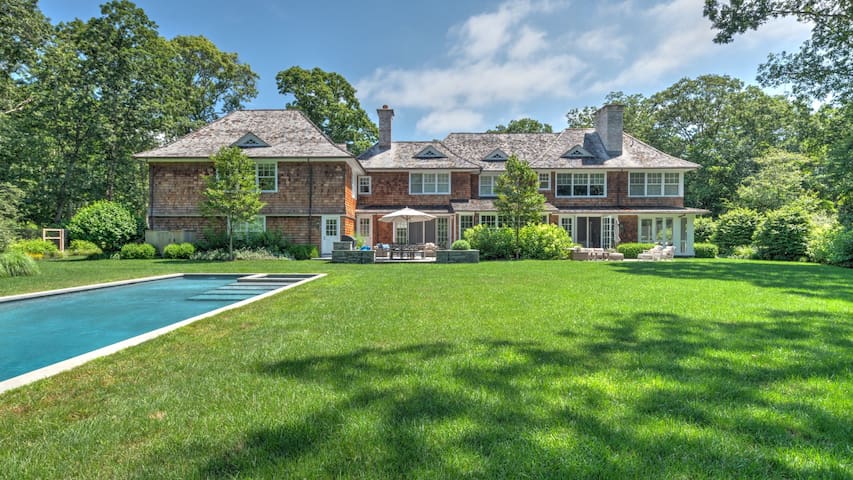 Skimhampton Magnificent