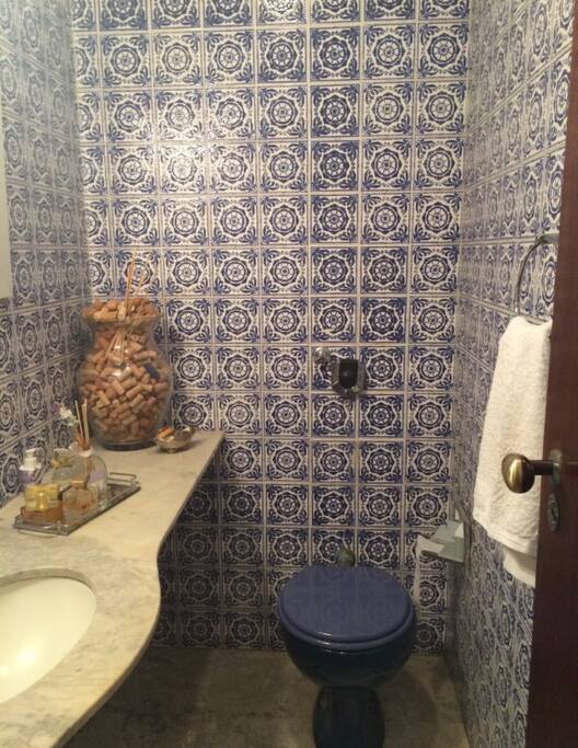 LAVABO