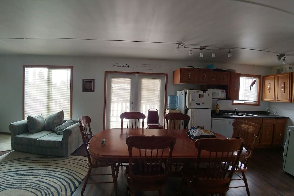 Dining Room & Kitchen