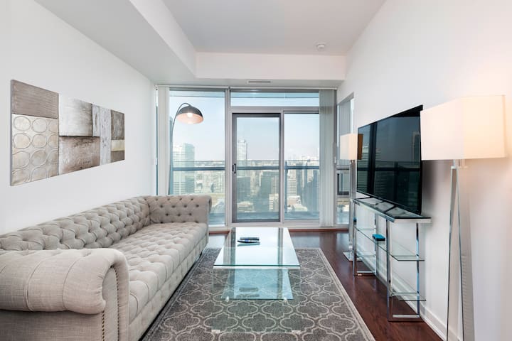 Casa Co-Host - Toronto Airbnb Management managed Airbnb listing 3