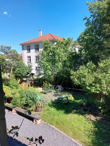 Unique little familyhome in the city gallery image 5