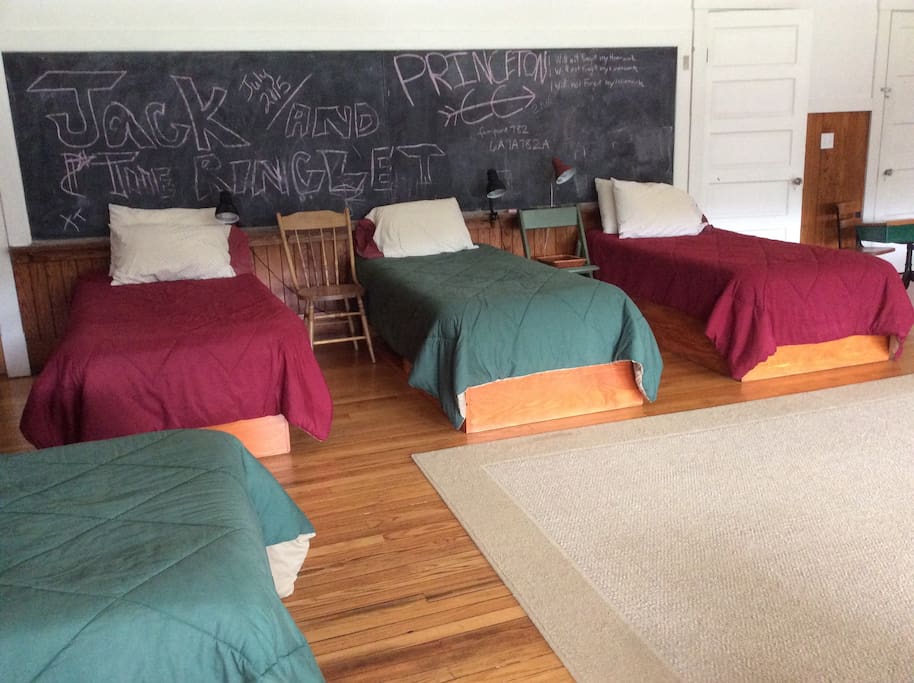 But you might want to bring your friends or family. Add $15 for each extra person. There are 7 more single beds and 2 blackboards to write on. Shower and toilet are private but separate. Crib and toy closet. Private entrance.