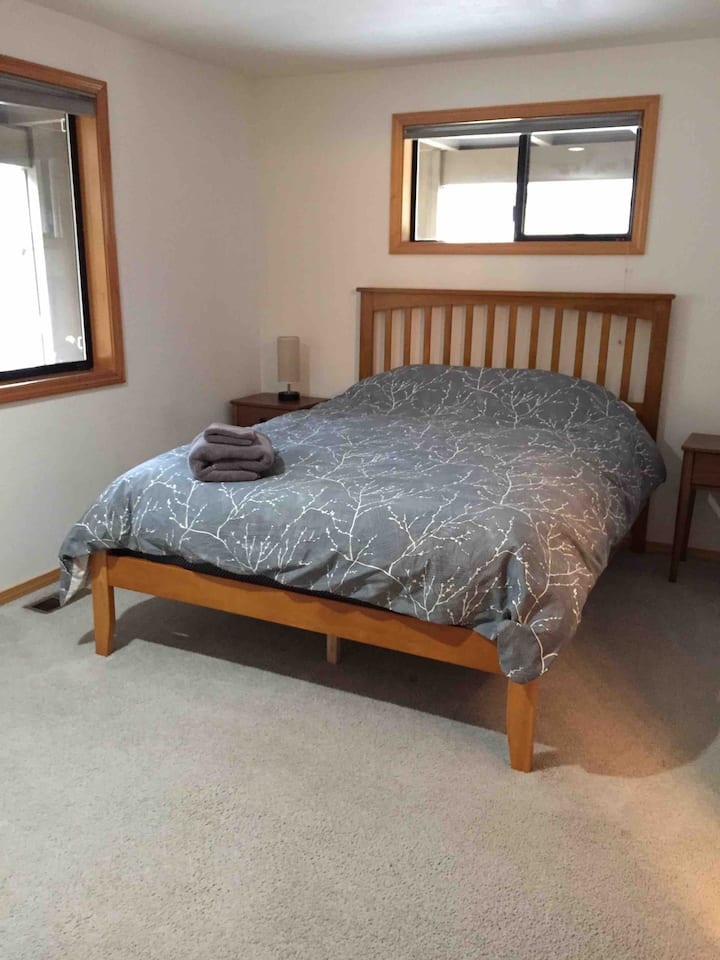 Queen bedroom #1.  The "Oregon" room.