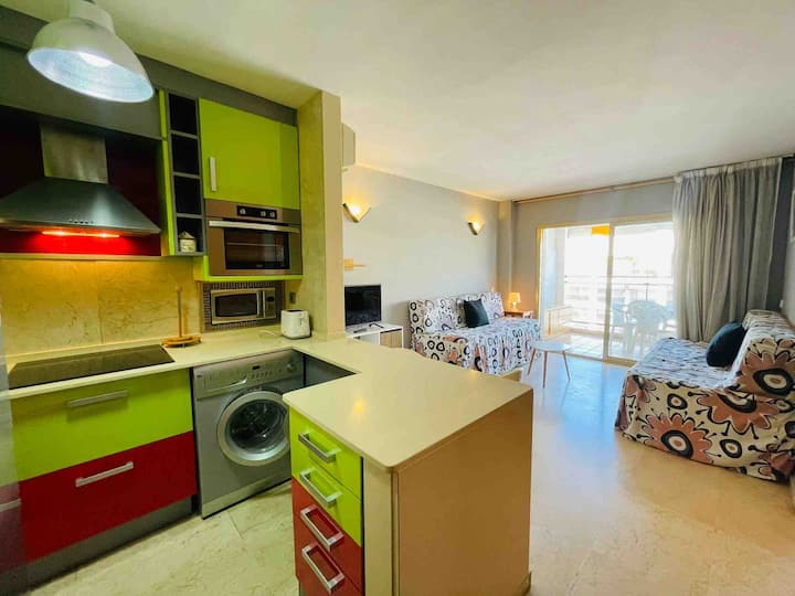 R|z Ed. Michelangelo | Piscina | Zona Residencial - Salou