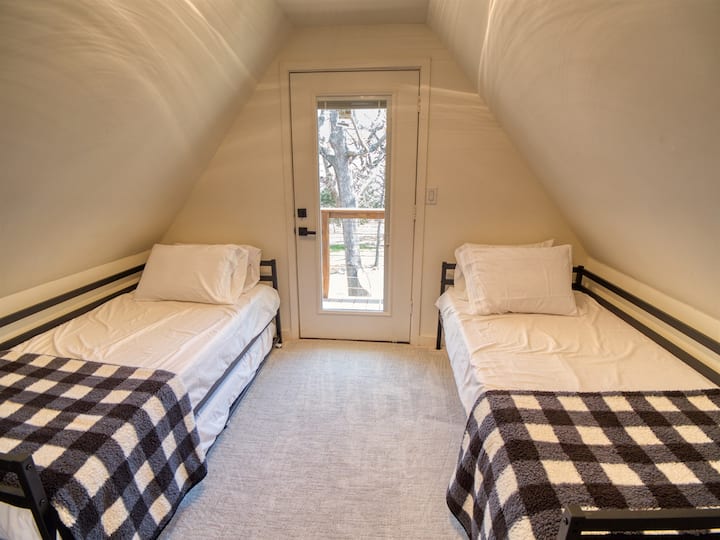 غرفة الضيوف في الطابق العلوي 3