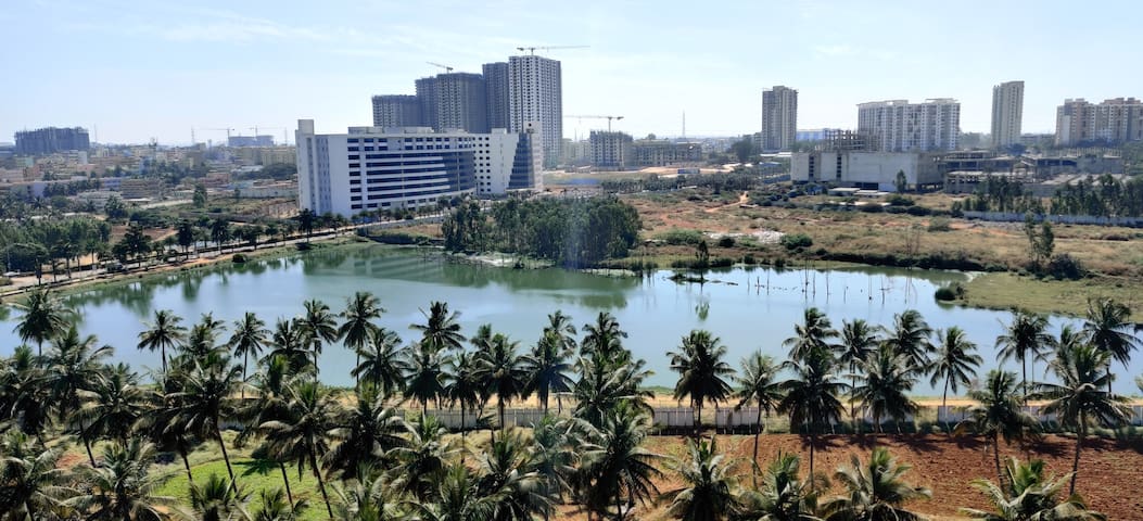 Private room - Terrace access - Couple Friendly