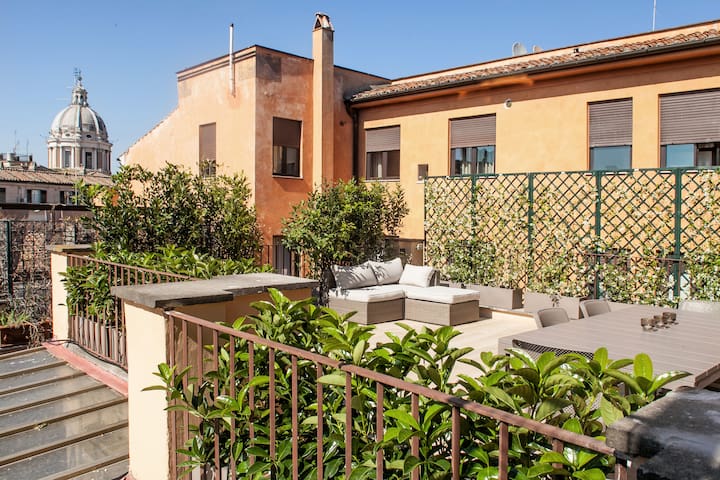 Spanish Steps Luxury Penthouse 70 sqm Terrace gallery image 4