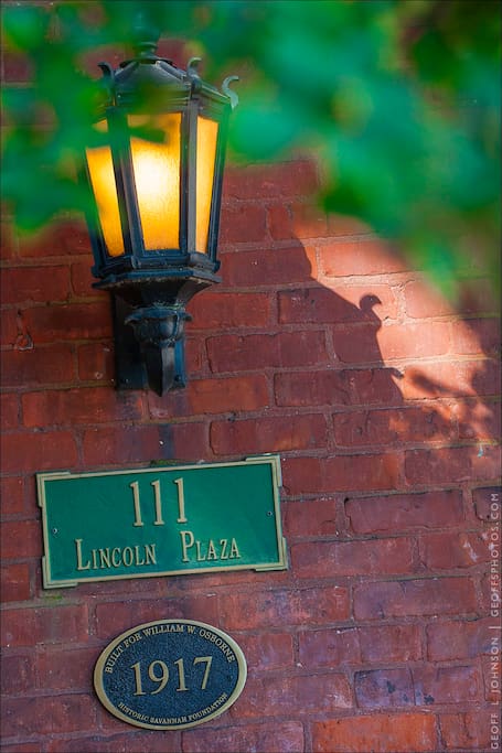 circa 1917 Historic Lincoln Plaza