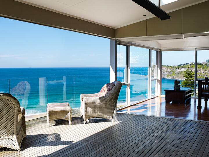 Luxury Ocean Front House Beached At Bungan - Sydney