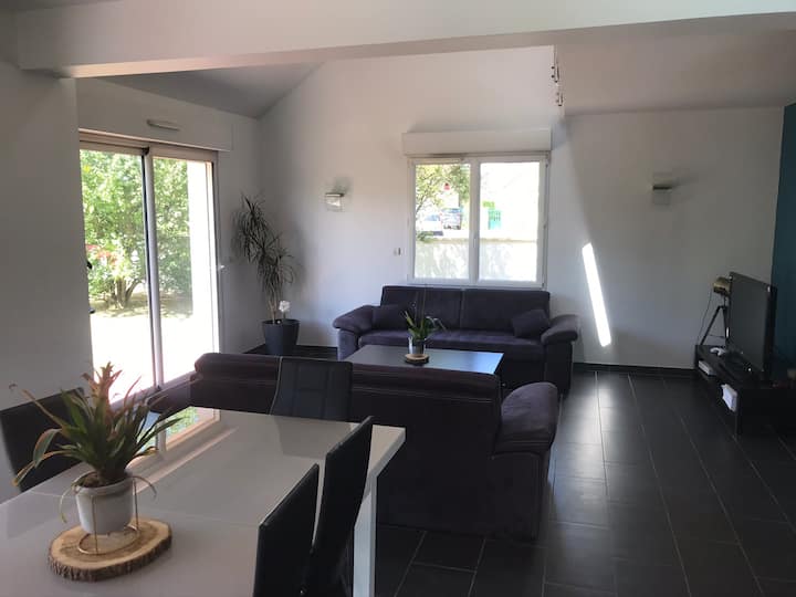 Maison Avec Piscine Proche Chartres/ Fêtes Exclues - 샤르트르