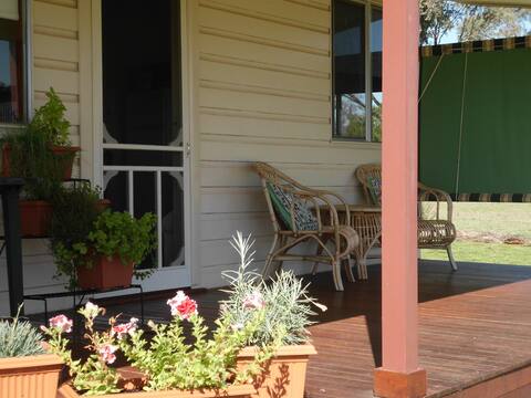 Belubula Cottage, Canowindra