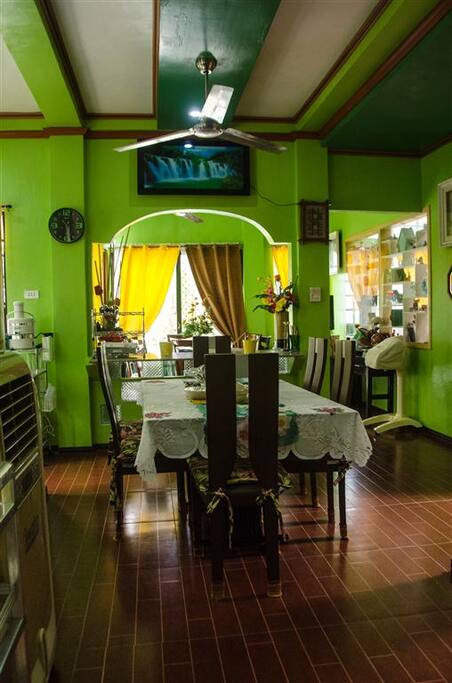 Dinning Table
