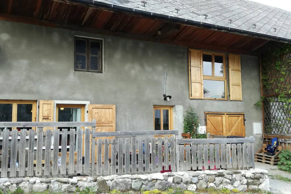 Maison avec la terrasse plein Sud