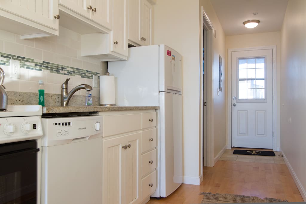 Fully stocked kitchen has everything you need!