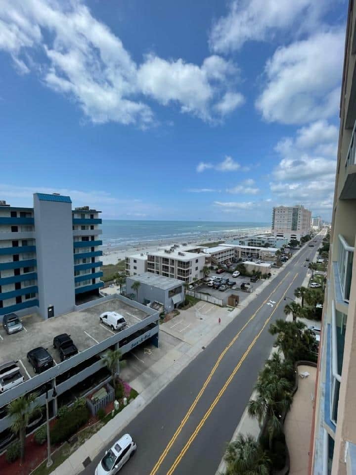 Beautiful Condo With Amazing Ocean View. - North Myrtle Beach, SC