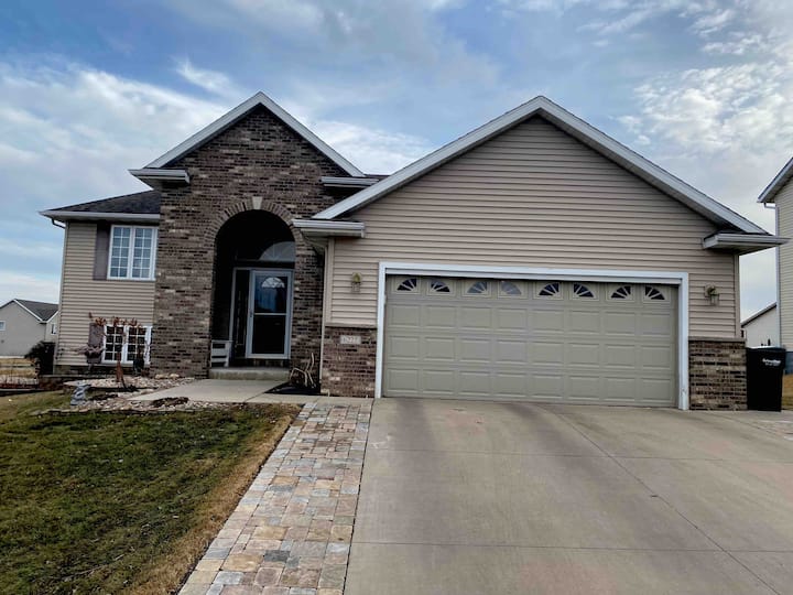 Beautifully Furnished 5Bedroom Houses for Rent in Rochester