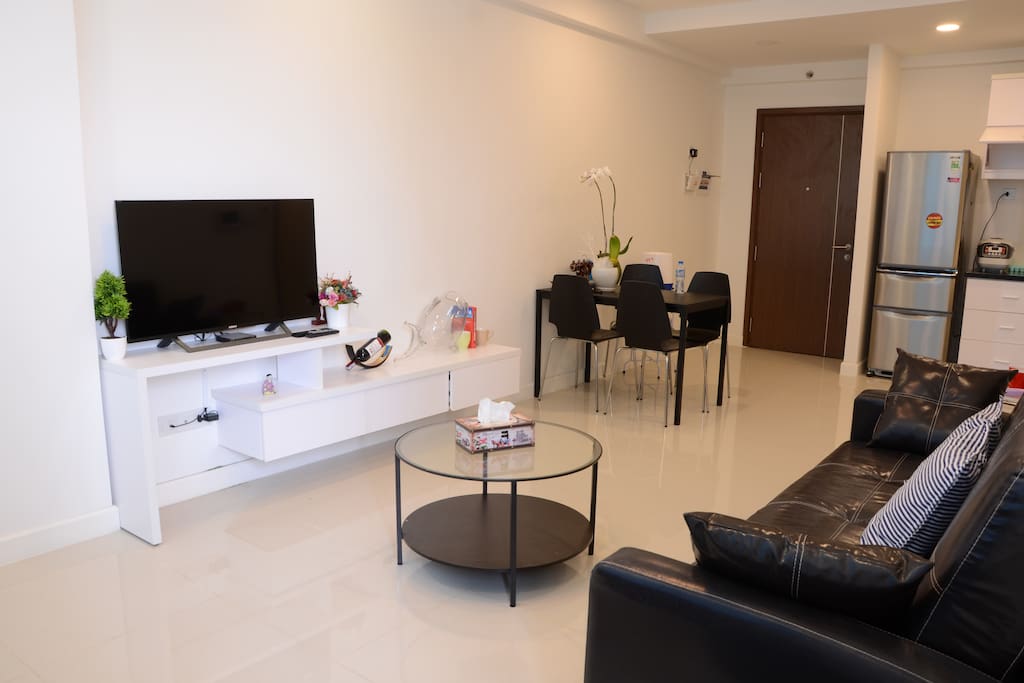 Living room's cool view with Flat with some decord very cute
