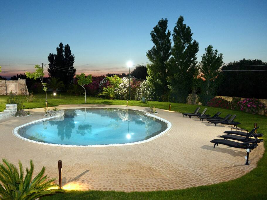 prospetto laterale piscina