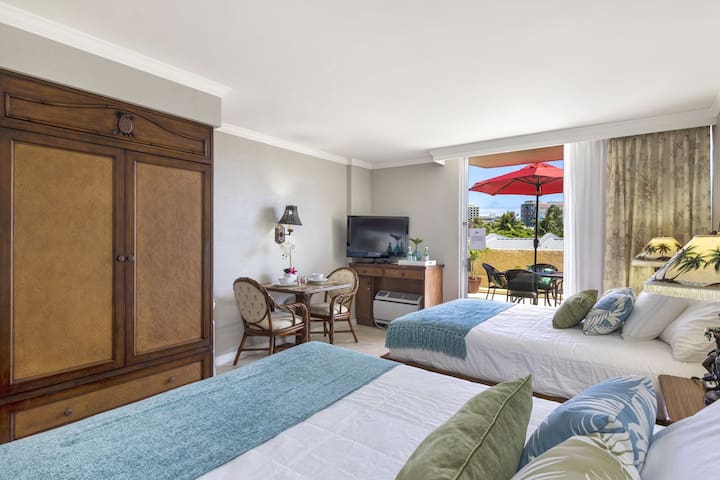 Luana Waikiki #110. Free parking. No extra fees.