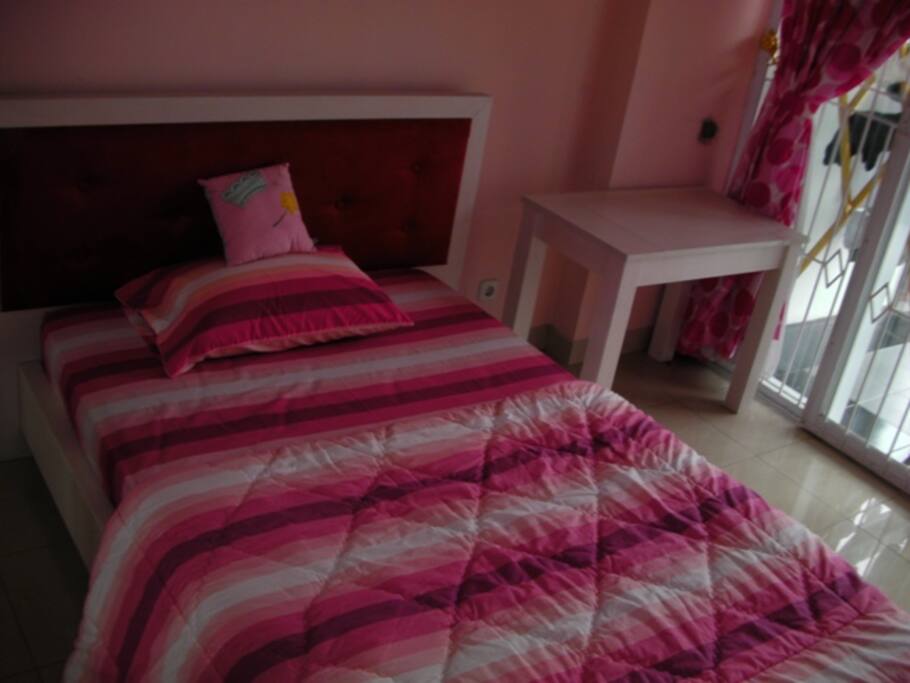 Kid bed room