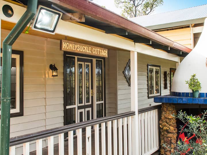 Magical Honeysuckle Cottage Bickley Cottages for Rent in Bickley