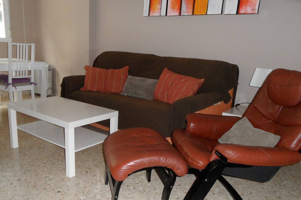 Salón con aire acondicionado.
