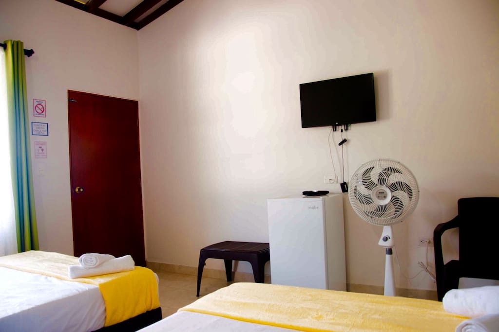 Habitación principal vista de cama.