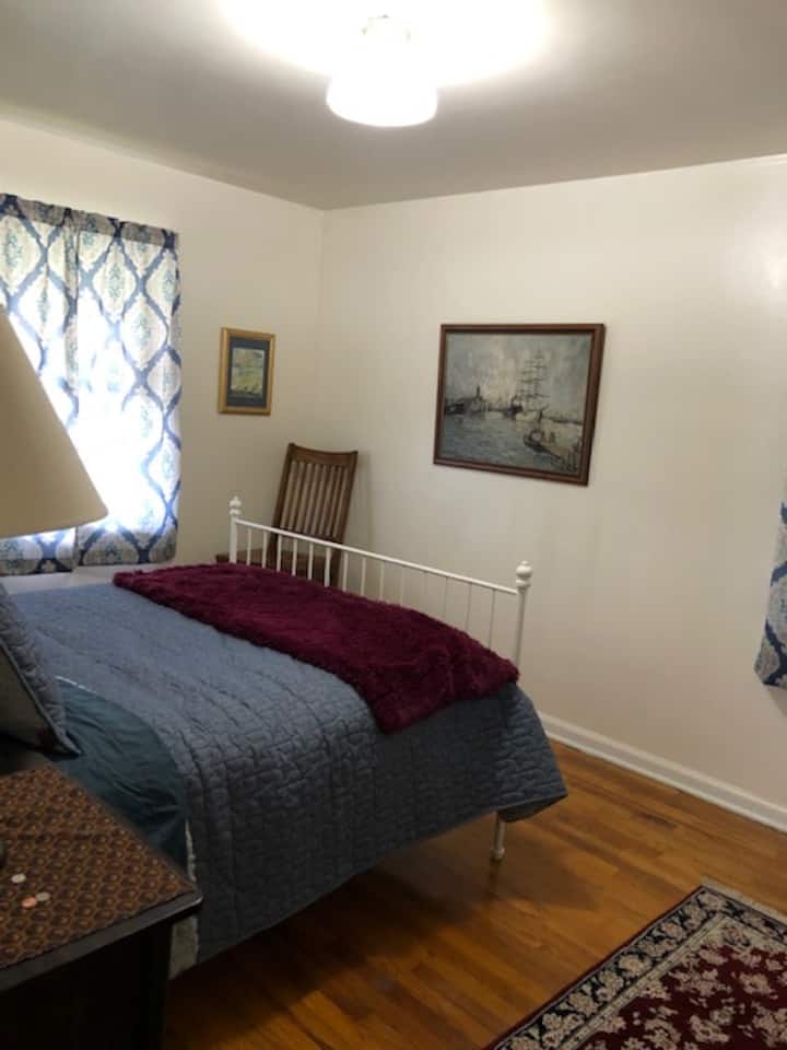 Спална соба бр.1