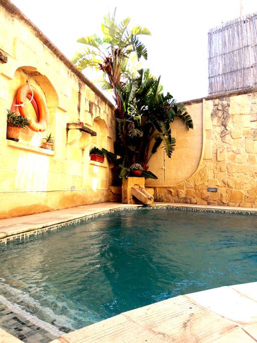 swimming pool