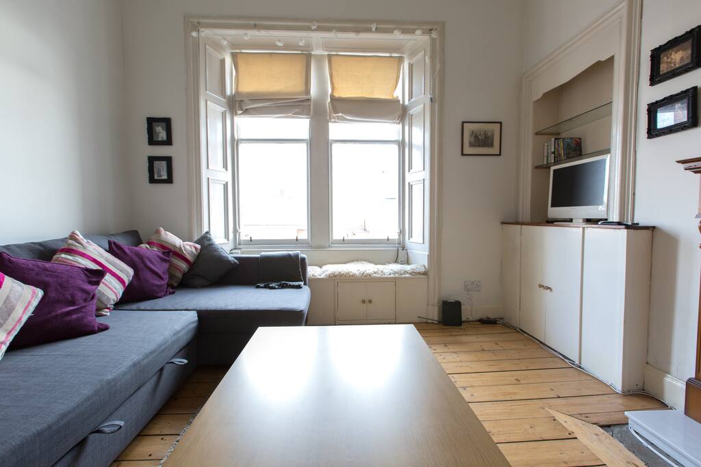 Living room with Sofa Bed