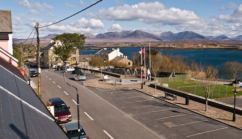 Roundstone Retreats Islandview