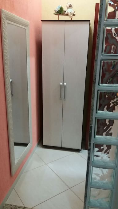 Hall de entrada para o banheiro