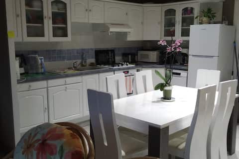 House 1 to 8 people / Close to beaches / Bike