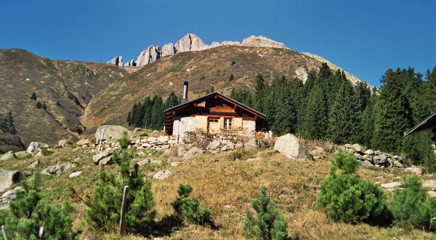 Hüttenfeeling auf dem Maiensäss