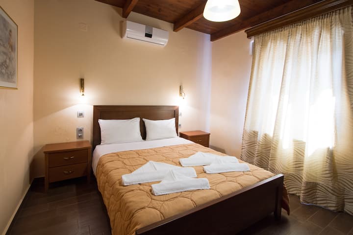 troisième chambre avec lit double
