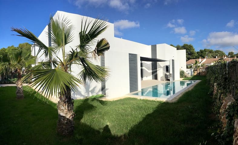 Villa Contemporaine Cala Blanca