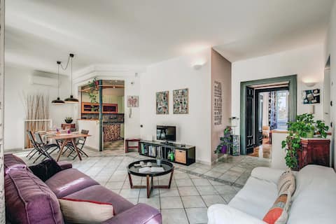 Successful Airbnb property: Vatican Luxury Home: 110sqm+40sqm Private Terrace in Roma