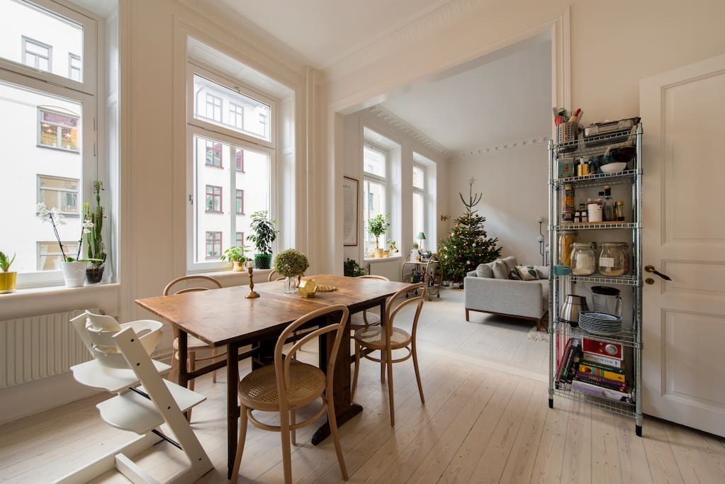 Fully equipped, social kitchen area. Totally renovated in 2015.