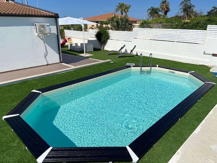 Casa Vacanze A Soli 700 Mt. Dal Mare - Marina di Ragusa