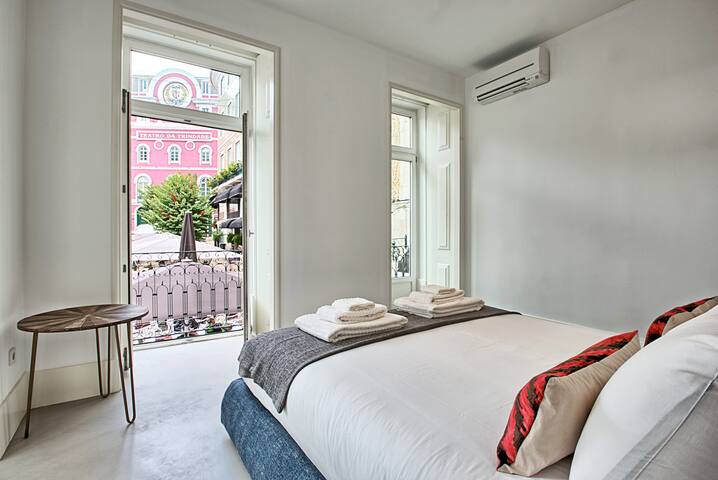 MyPlaceLisbon – Luxury Trindade I gallery image 5