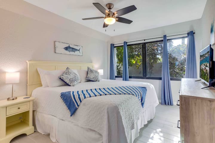 Primary Bedroom with king bed